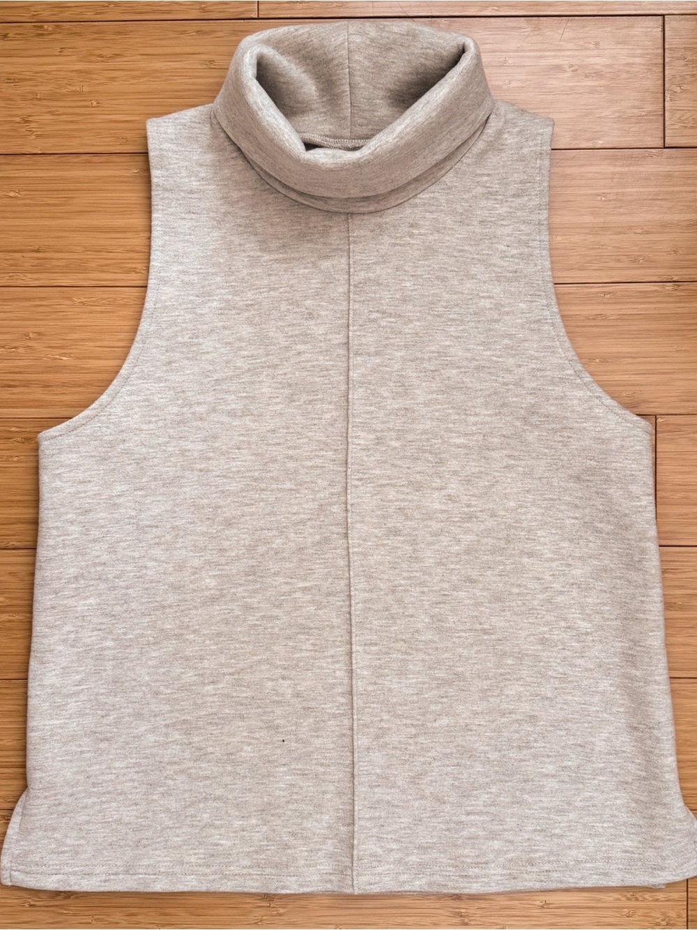 OGL Heather Morganite Beige Fuzzluxe Turtleneck Sleeveless Split Hem Top Small